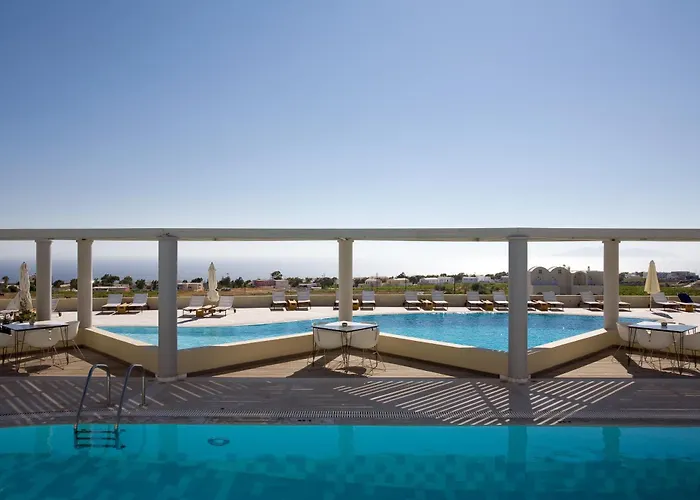 Otel The Majestic Fira (Santorini)