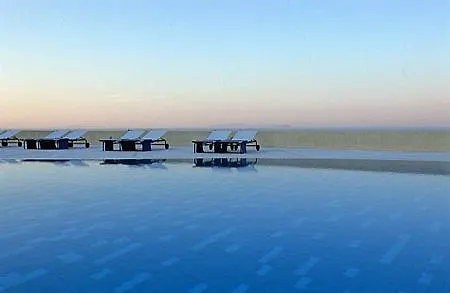 The Majestic Otel Fira (Santorini)