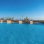 The Majestic מלון סנטוריני