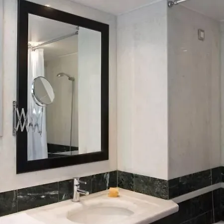 머제스틱 산토리니