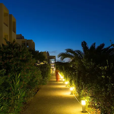 ماجيستيك 5* ثيرا