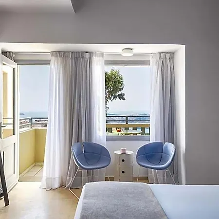 The Majestic Hotel Fira (Santorini)