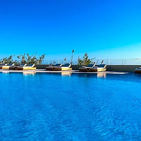 The Majestic 5* Fíra