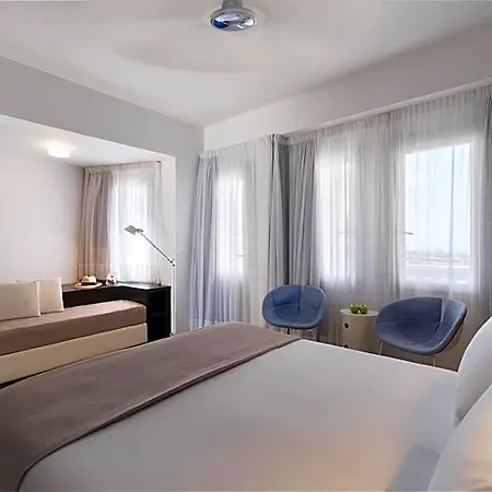 The Majestic Hotel 5*