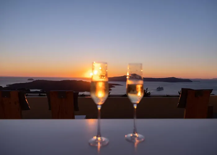 The Majestic Отель Тира