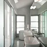 The Majestic 5* Fira (Santorini)