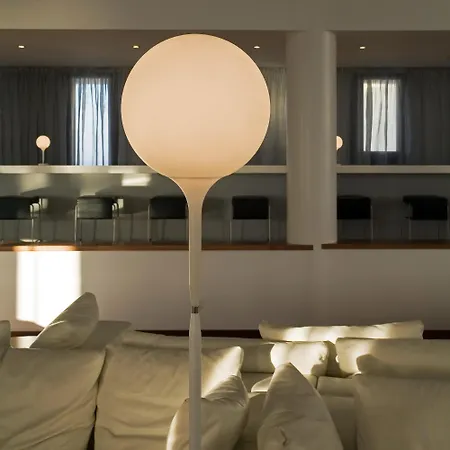 The Majestic Hotel Fira (Santorini)