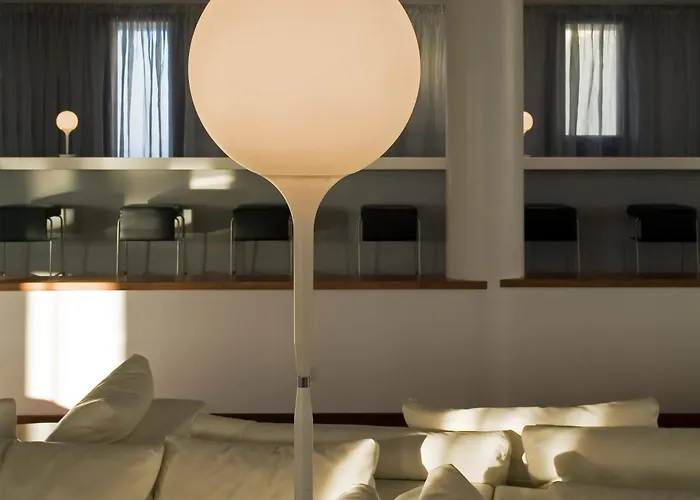 The Majestic Hotell Fira (Santorini)